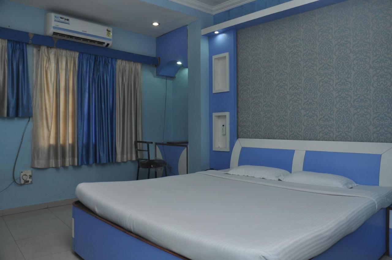 Hotel Grand Arjun Райпур Экстерьер фото