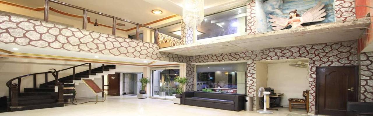 Hotel Grand Arjun Райпур Экстерьер фото