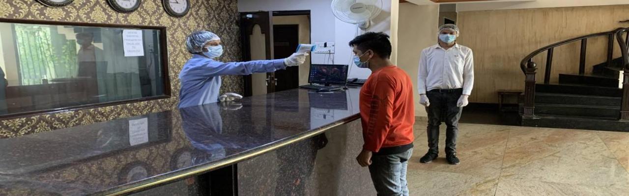 Hotel Grand Arjun Райпур Экстерьер фото